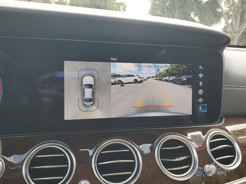 Used 2023 Mercedes-Benz E 350 Sedan image 27