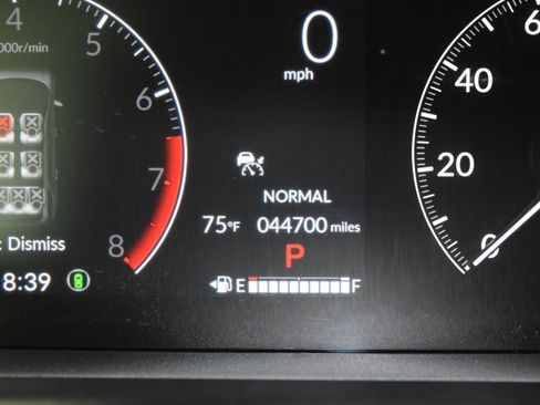 Used 2024 Honda Pilot TrailSport image 11