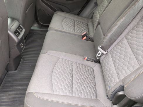 Used 2019 Chevrolet Equinox LT w/ Driver Convenience Package FWD image 24