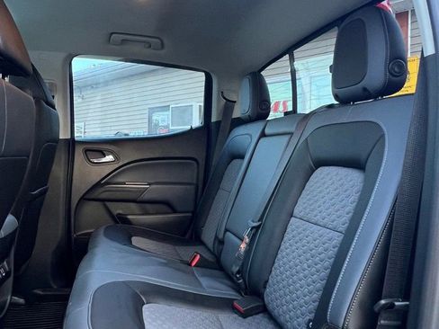 Used 2019 Chevrolet Colorado Z71 image 11