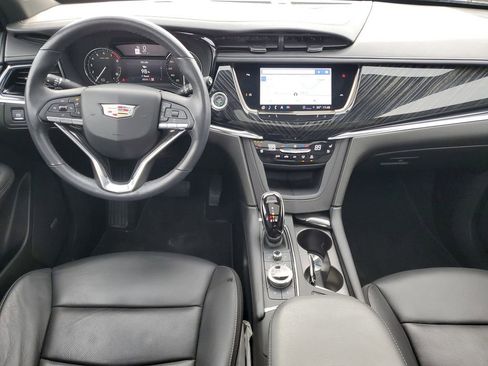Used 2023 Cadillac XT6 Premium Luxury image 25