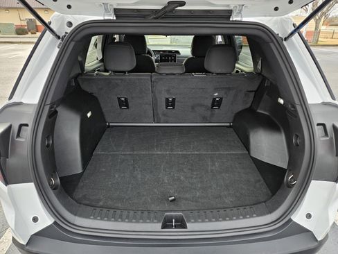 Used 2025 GMC Terrain Elevation image 18