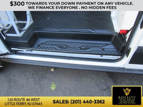 Used 2020 Ford Transit 250 Medium Roof w/ Load Area Protection Package image 15