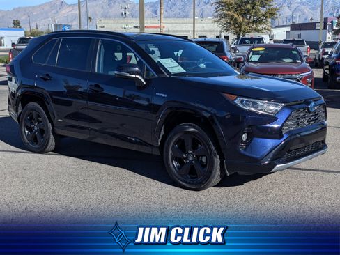 Used 2020 Toyota RAV4 XSE image 1