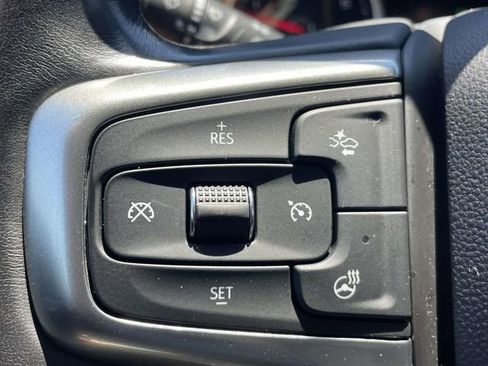 Certified 2020 Chevrolet Silverado 1500 LTZ w/ LTZ Premium Package AWD/4WD image 24