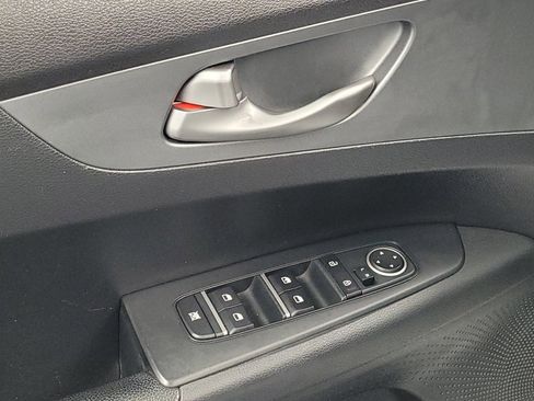 Used 2021 Kia Forte LXS FWD image 27