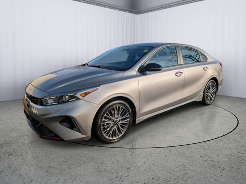 Used 2023 Kia Forte GT-Line w/ GT-Line Premium Package image 6