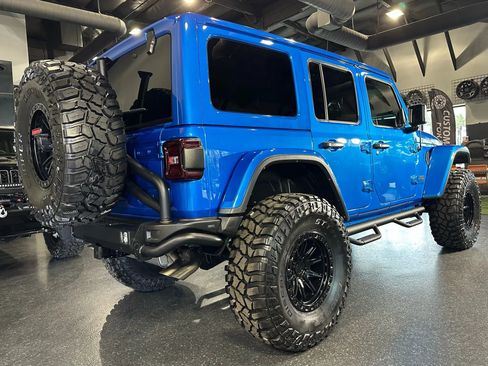 Used 2022 Jeep Wrangler Unlimited Rubicon image 17