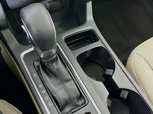 Used 2018 Ford Escape SE image 23