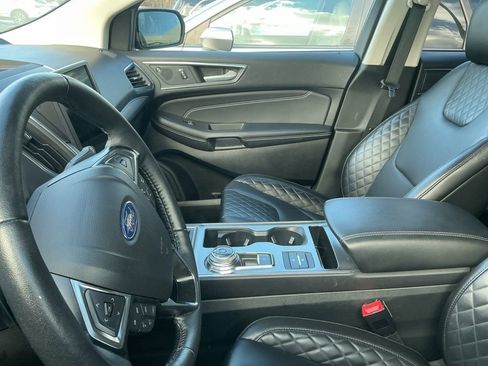 Used 2024 Ford Edge Titanium image 6