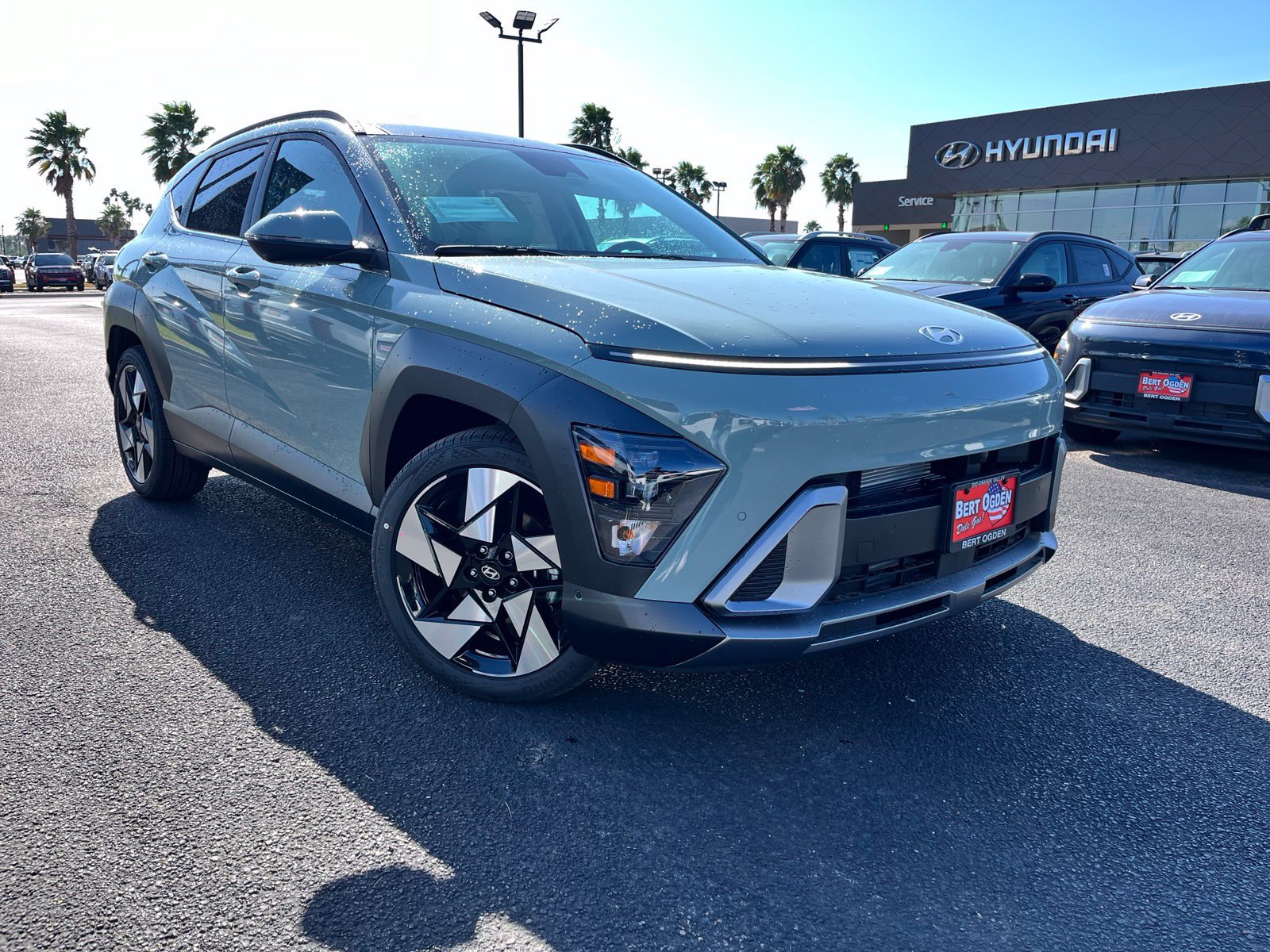 New 2027 Hyundai Kona Limited FWD image 1