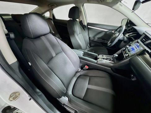 Used 2019 Honda Civic EX image 30