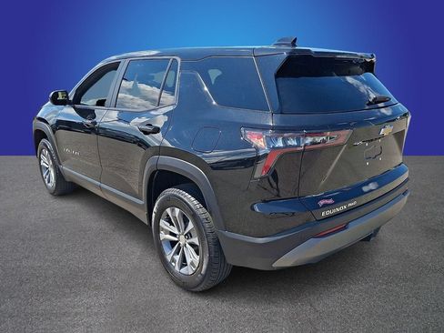 Used 2025 Chevrolet Equinox LT AWD/4WD image 6