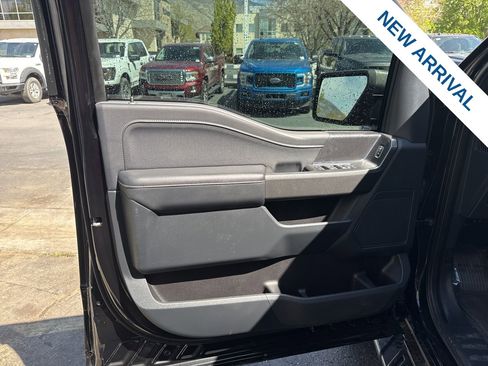 Used 2022 Ford F150 XLT w/ Equipment Group 302A High image 17