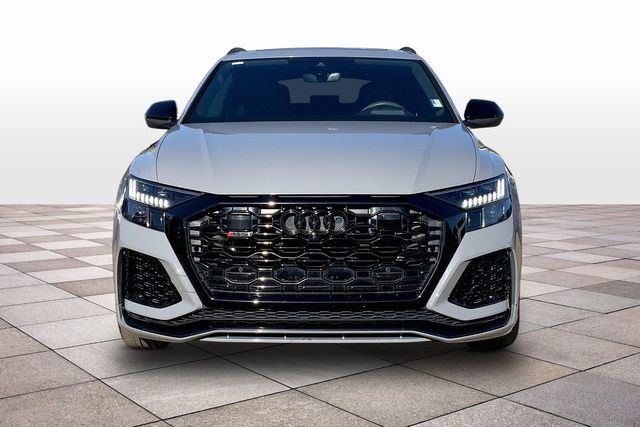 Used 2024 Audi RS Q8 AWD/4WD image 3