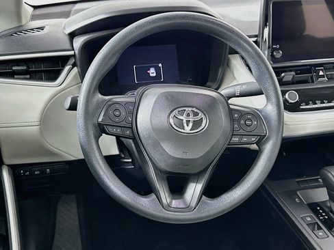 Used 2026 Toyota Corolla Cross L FWD image 18