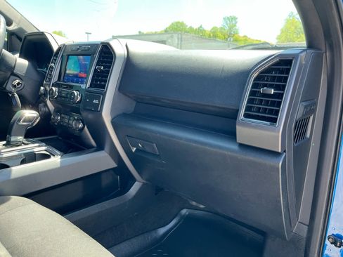 Used 2019 Ford F150 XLT w/ Equipment Group 302A Luxury AWD/4WD image 36