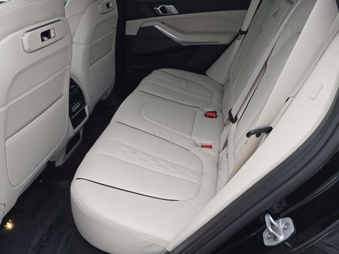 New 2026 BMW X5 sDrive40i w/ M Sport Package image 17