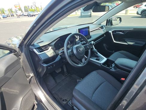 Certified 2025 Toyota RAV4 XLE AWD/4WD image 24
