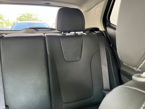 Used 2025 Buick Encore GX Preferred image 37