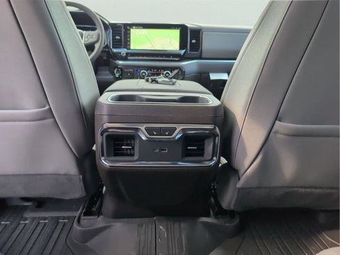New 2026 GMC Sierra 1500 SLT w/ SLT Premium Plus Package AWD/4WD image 17