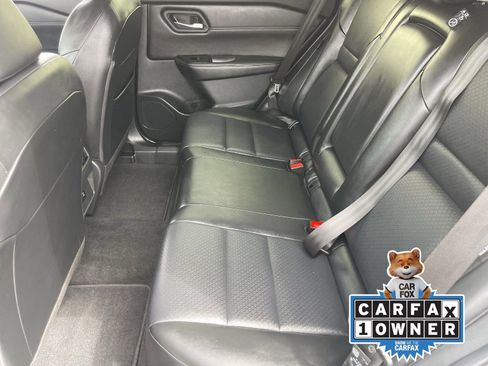 Certified 2024 Nissan Rogue SV w/ SV Premium Package AWD/4WD image 18