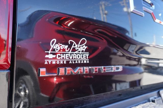 Used 2025 RAM 2500 Limited AWD/4WD image 29