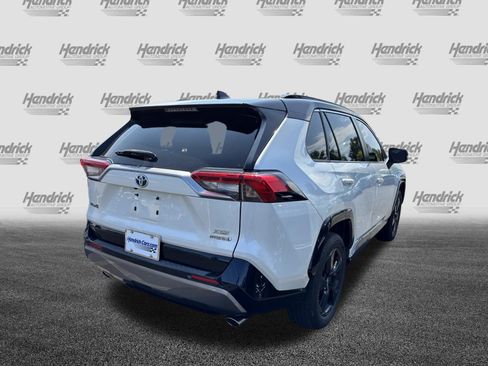 Used 2020 Toyota RAV4 XSE AWD/4WD image 10