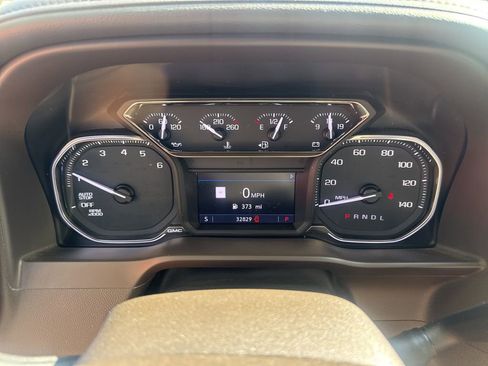 Used 2019 GMC Sierra 1500 SLT w/ SLT Premium Package image 3