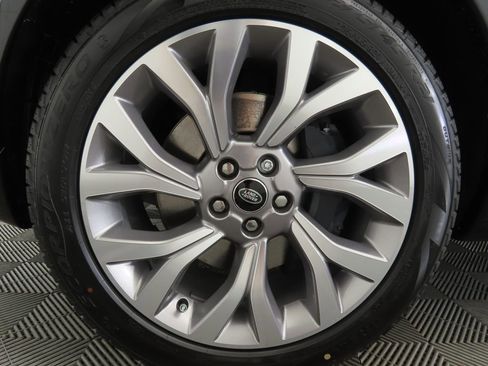 New 2026 Land Rover Discovery Limited Edition image 30