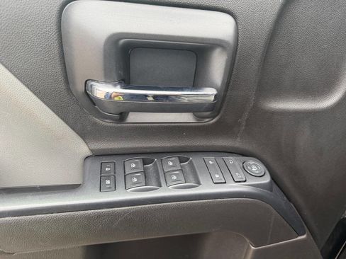 Used 2017 GMC Sierra 1500 Base 4x4 4dr Double Cab 6.5 ft image 31