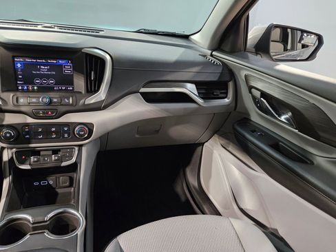 Used 2023 GMC Terrain SLE image 11