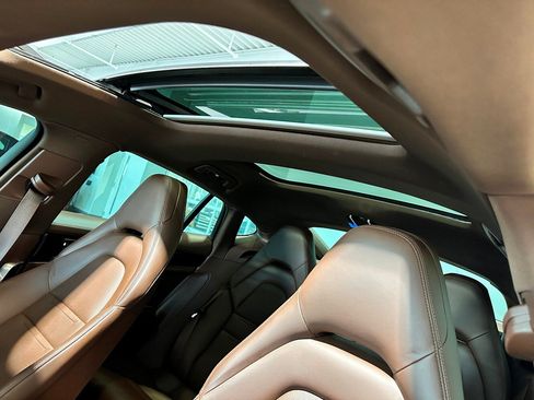 Used 2022 Porsche Panamera 4 AWD/4WD image 12