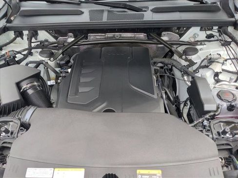 Used 2025 Audi Q5 Premium Plus w/ Premium Plus image 20