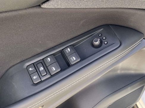 New 2026 Jeep Cherokee Laredo AWD/4WD image 40