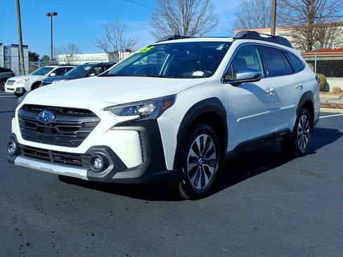 Certified 2025 Subaru Outback Touring XT image 3