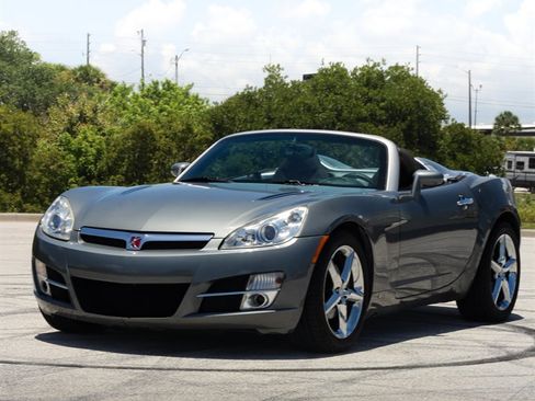 Used 2007 Saturn Sky RWD image 1