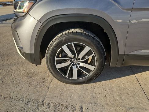 Used 2022 Volkswagen Atlas SE image 25