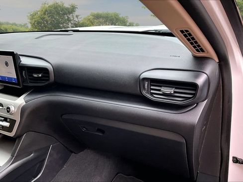 Used 2021 Ford Explorer 4WD image 16