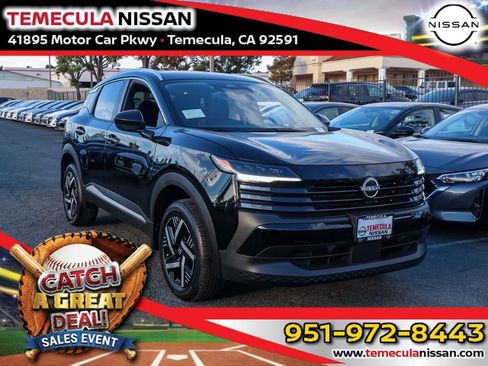 New 2026 Nissan Kicks SV image 1