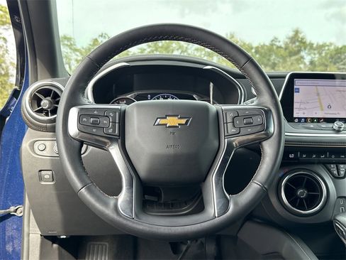 Used 2022 Chevrolet Blazer Premier image 41