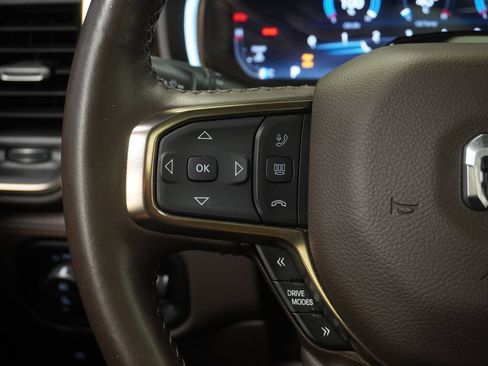 Used 2025 RAM 1500 Limited AWD/4WD image 41