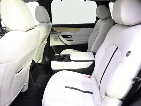 Certified 2025 MAZDA CX-90 3.3 Turbo S w/ Premium Plus image 21