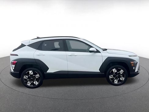 Used 2025 Hyundai Kona SEL image 16