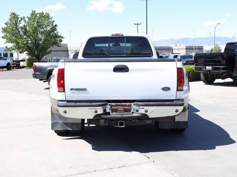Used 2007 Ford F350 Lariat AWD/4WD image 5
