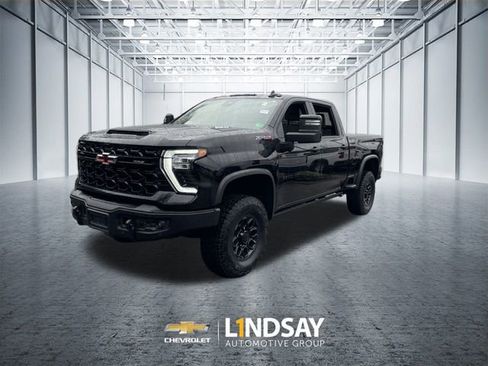 Used 2025 Chevrolet Silverado 2500 ZR2 w/ ZR2 Bison Edition image 4