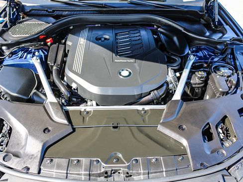 Used 2023 BMW 540i w/ M Sport Package image 27