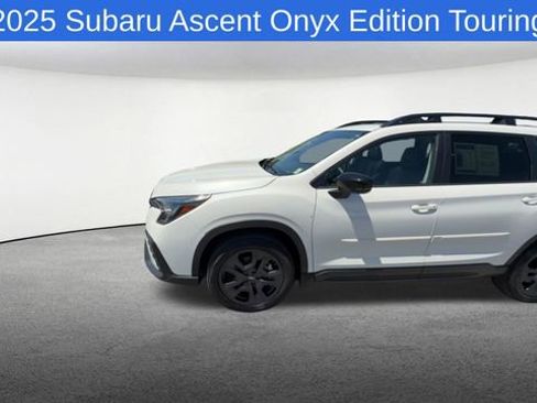 Certified 2025 Subaru Ascent Bronze Edition w/ Onyx Package AWD/4WD image 5