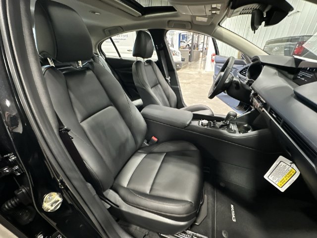 New 2026 MAZDA MAZDA3 2.5 S Sedan w/ Preferred Pkg FWD image 32