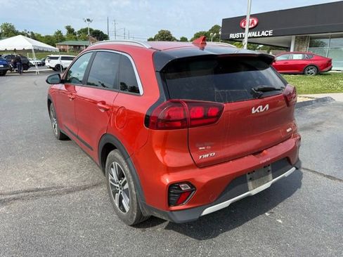 Used 2022 Kia Niro LXS FWD image 6
